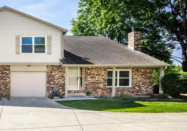 1st image of 7435 Prairie Lake Dr, Indianapolis, IN 46256 | MLS# 22104661