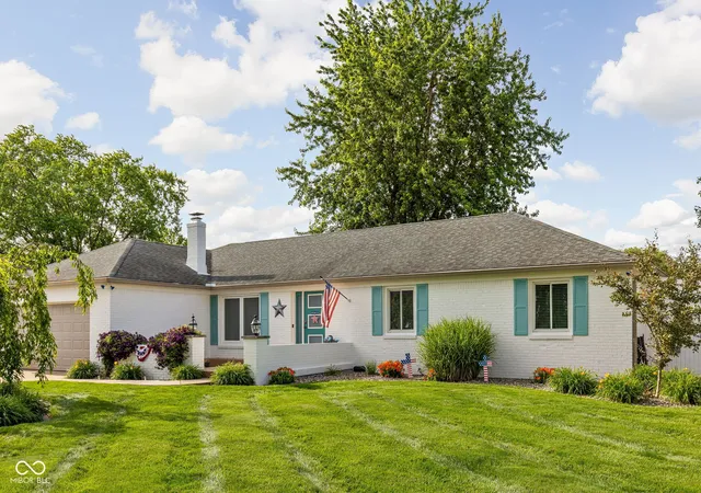 Homes for sale in Brownsburg, IN | 708 Airport Rd, Brownsburg, IN 46112 | MLS# 22104671