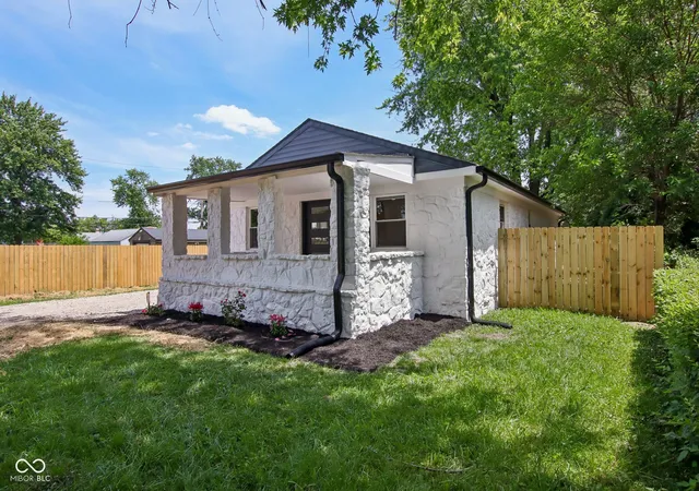 Photo 3 of Sale Pending at 1123 Temperance Ave, Indianapolis, IN 46203 | MLS# 22104705 | Listing updated on 2026-10-02