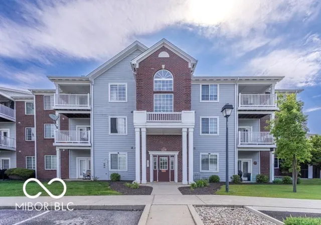 1st image of 6239 Amber Creek Ln #312, Indianapolis, IN 46237 | MLS# 22104741