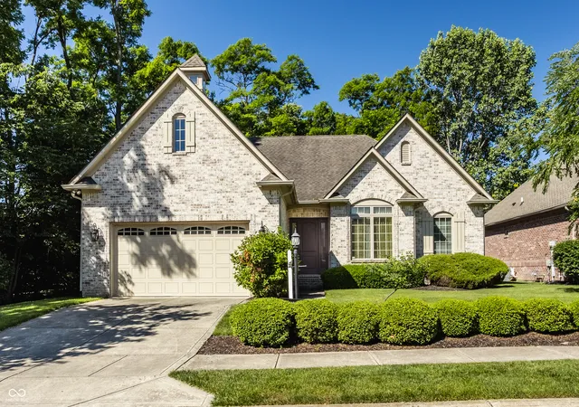 1st image of 985 Oscar Ln, Carmel, IN 46032 | MLS# 22104762