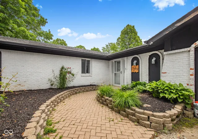 Photo 2 of Single family home for sale at 7369 W 500 North, Mc Cordsville, IN 46055 | MLS# 22104851 | Listing updated on 2026-09-01