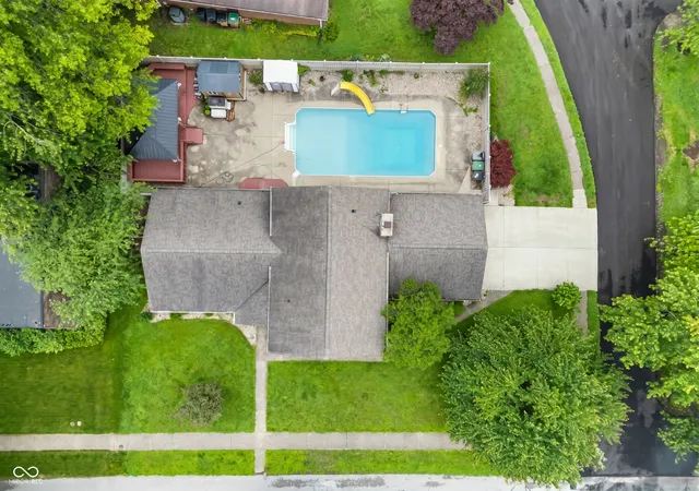 53rd image of 1031 Parkside Dr, Columbus, IN 47203 | MLS# 22104867