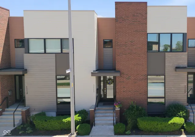 37th image of 1111 E 10th St, Indianapolis, IN 46202 | MLS# 22104872