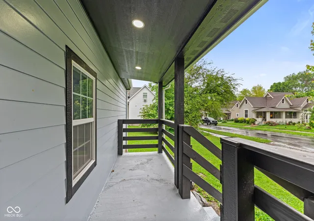 Photo 3 of Single family home for sale at 202 N Jefferson St, Danville, IN 46122 | MLS# 22104905 | Listing updated on 2026-08-28