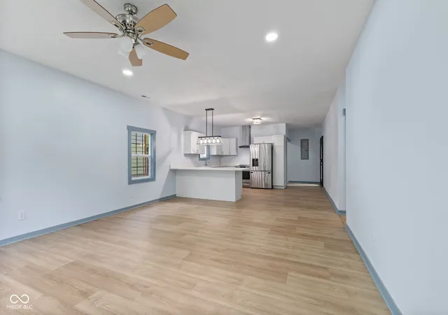 Photo 4 of Single family home for sale at 202 N Jefferson St, Danville, IN 46122 | MLS# 22104905 | Listing updated on 2026-08-28