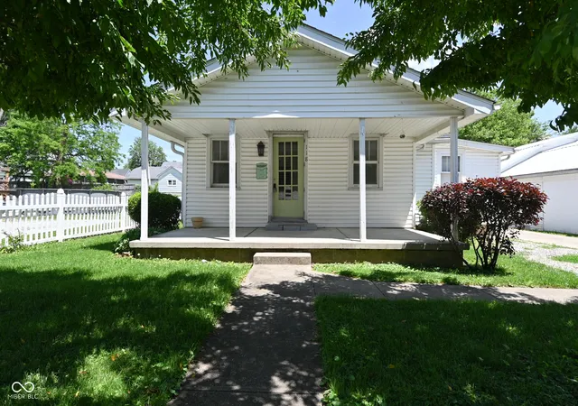 Homes for sale in Middletown, IN | 118 N 8th St, Middletown, IN 47356 | MLS# 22104940