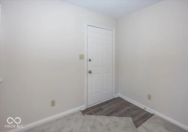Photo 3 of Sale Pending at 406 Mount St, Greenfield, IN 46140 | MLS# 22104941 | Listing updated on 2026-09-22
