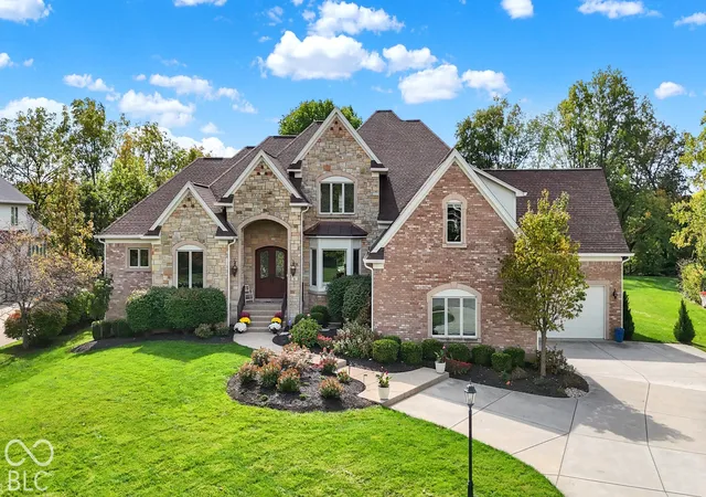 Photo 1 of Sale Pending at 10526 Iron Horse Ln, Carmel, IN 46032 | MLS# 22104950 | Listing updated on 2026-10-06