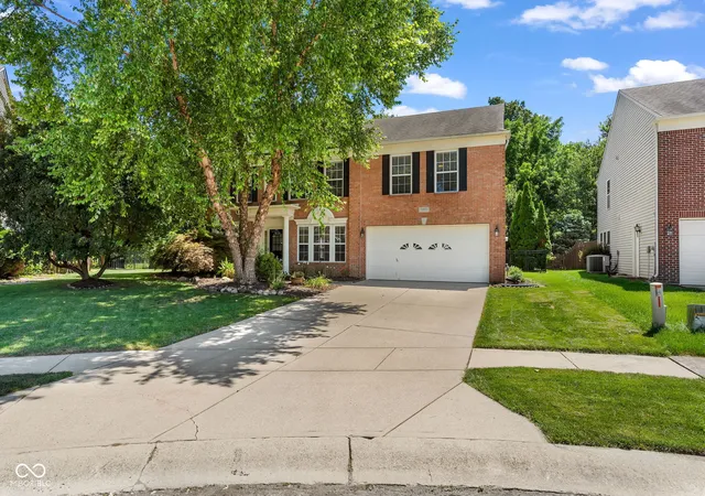 2nd image of 10413 Corning Wy, Fishers, IN 46038 | MLS# 22104960