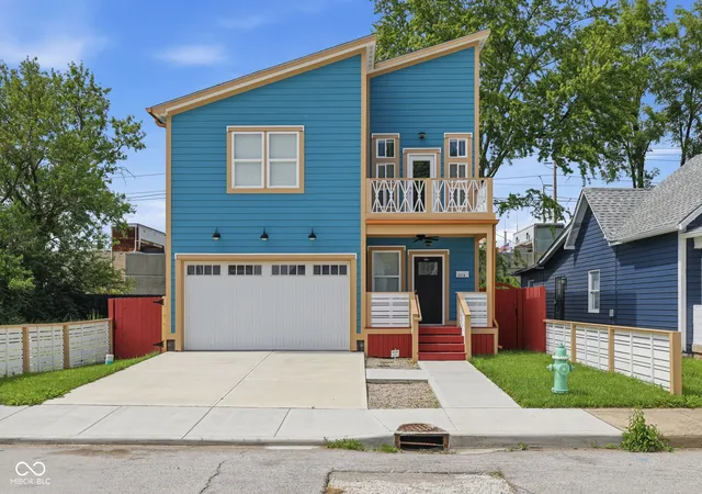 3rd image of 2318 E Brookside Ave, Indianapolis, IN 46218 | MLS# 22105010