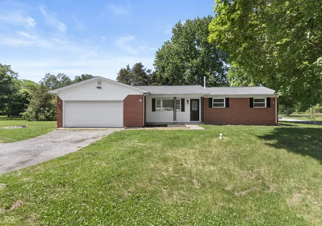 Homes for sale in Lafayette, IN | 1768 State Road 25 W, Lafayette, IN 47909 | MLS# 22105023