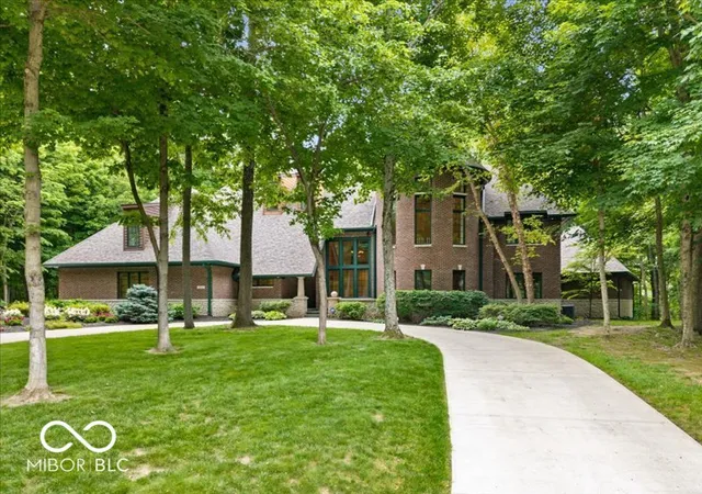 1st image of 812 Woodcrest Wy, Anderson, IN 46012 | MLS# 22105031