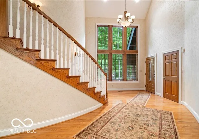 3rd image of 812 Woodcrest Wy, Anderson, IN 46012 | MLS# 22105031