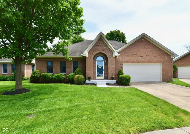 Homes for sale in Plainfield, IN | 5705 Kensington Wy S, Plainfield, IN 46168 | MLS# 22105034