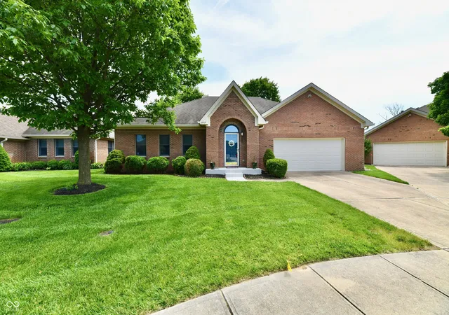 Homes for sale in Plainfield, IN | 5705 Kensington Wy S, Plainfield, IN 46168 | MLS# 22105034