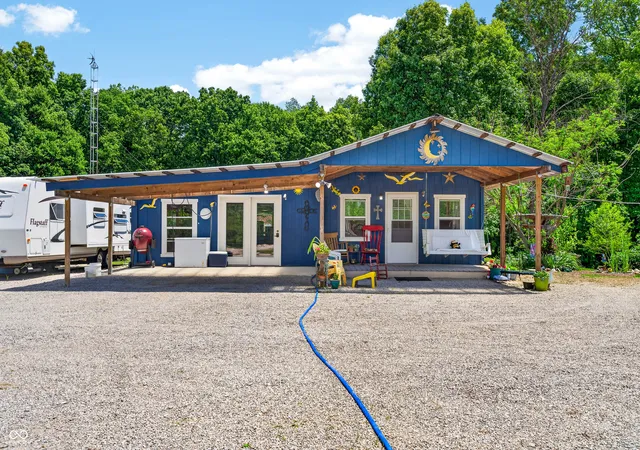 Homes for sale in Morgantown, IN | 5053 Bittersweet Road, Morgantown, IN 46160 | MLS# 22105042