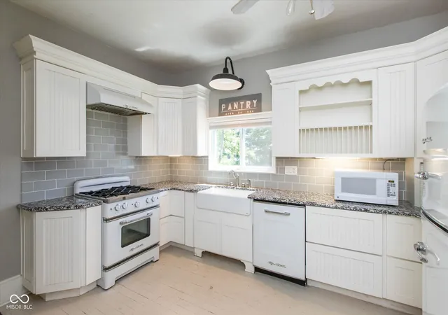 4th image of 6862 Travis Rd, Greenwood, IN 46143 | MLS# 22105063