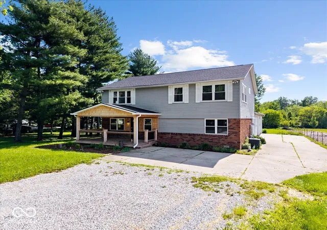 2nd image of 7835 Caswell St, Indianapolis, IN 46259 | MLS# 22105089