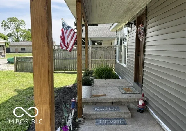 3rd image of 203 S Walnut St, Fairland, IN 46126 | MLS# 22105096