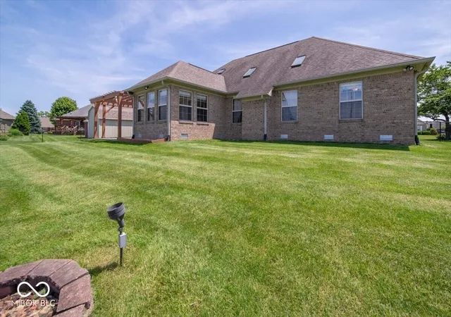 Homes for sale in New Palestine, IN | 4838 W Cedar Creek Pl, New Palestine, IN 46163 | MLS# 22105104