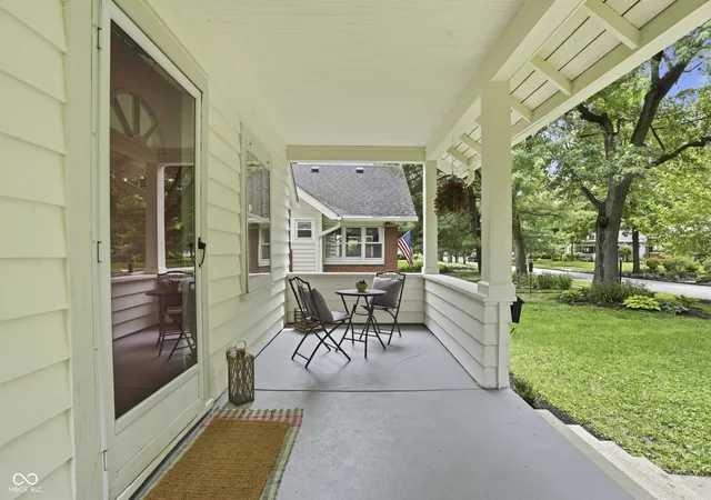 Photo 4 of Sale Pending at 5429 Guilford Ave, Indianapolis, IN 46220 | MLS# 22105126 | Listing updated on 2026-09-14