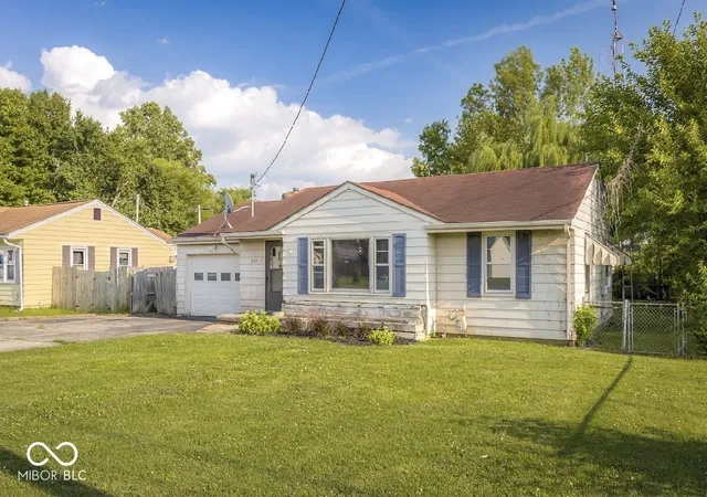 1st image of 309 E Bennett St, Westport, IN 47283 | MLS# 22105142