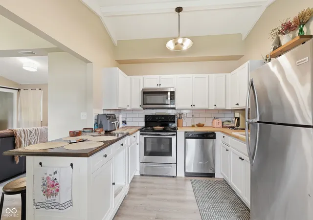 3rd image of 124 Hiawatha Dr, Noblesville, IN 46062 | MLS# 22105160