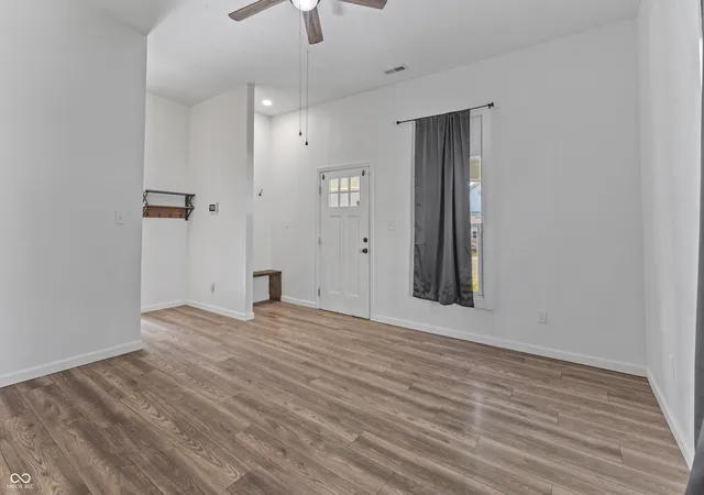 5th image of 1922 Wallace Ave, Columbus, IN 47201 | MLS# 22105220