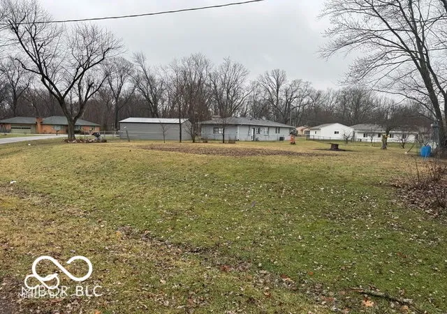 1st image of 0 Hanover, Anderson, IN 46012 | MLS# 22105231