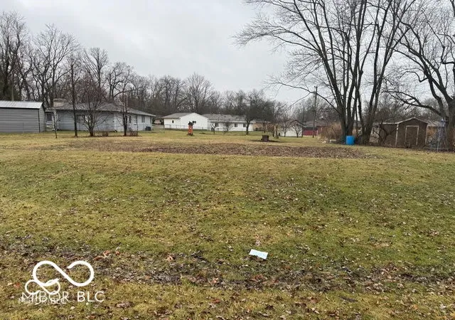 2nd image of 0 Hanover, Anderson, IN 46012 | MLS# 22105231