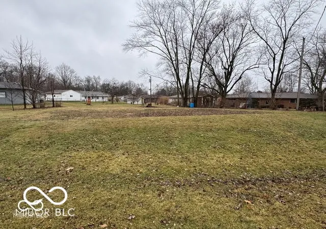 3rd image of 0 Hanover, Anderson, IN 46012 | MLS# 22105231