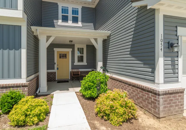 5th image of 1054 E Valley Oak Ct, Mooresville, IN 46158 | MLS# 22105242