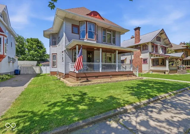5th image of 330 W Broadway St, Shelbyville, IN 46176 | MLS# 22105258