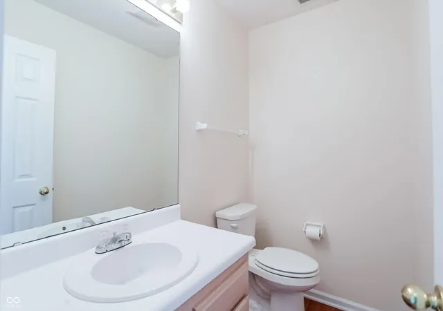 Photo 2 of Condo for sale at 2361 Steeple Chase, Shelbyville, IN 46176 | MLS# 22105260 | Listing updated on 2026-09-30