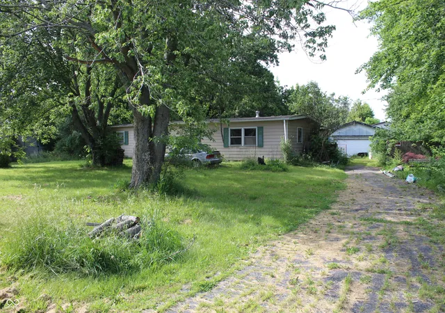 Homes for sale in Fortville, IN | 430 W 1000 N, Fortville, IN 46040 | MLS# 22105262