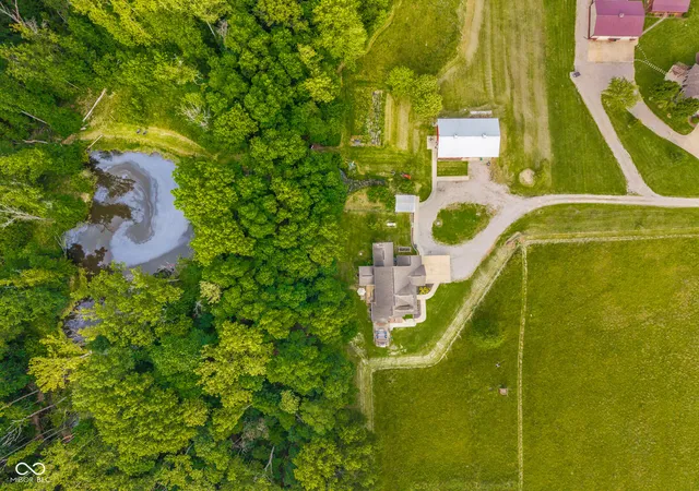 3rd image of 9598 W 300 S, Columbus, IN 47201 | MLS# 22105277