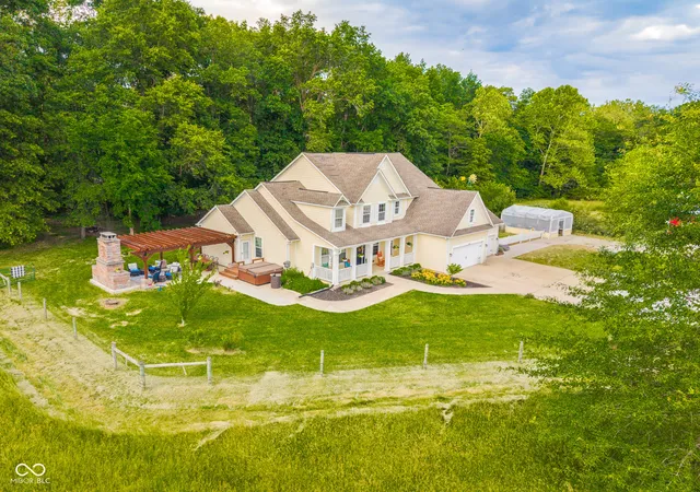 4th image of 9598 W 300 S, Columbus, IN 47201 | MLS# 22105277