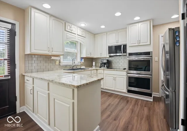 4th image of 5855 Kilmer Ln, Indianapolis, IN 46250 | MLS# 22105279