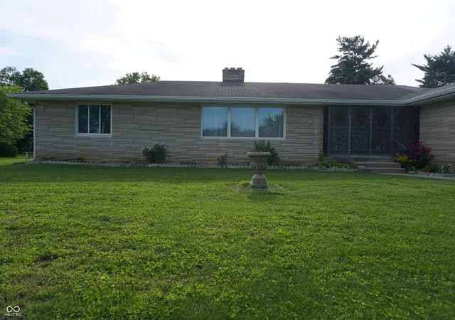 1st image of 76 Kirk Dr E, Indianapolis, IN 46234 | MLS# 22105292