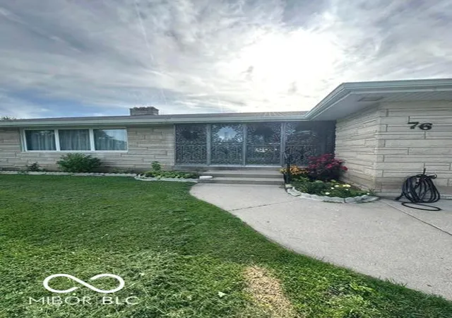 3rd image of 76 Kirk Dr E, Indianapolis, IN 46234 | MLS# 22105292