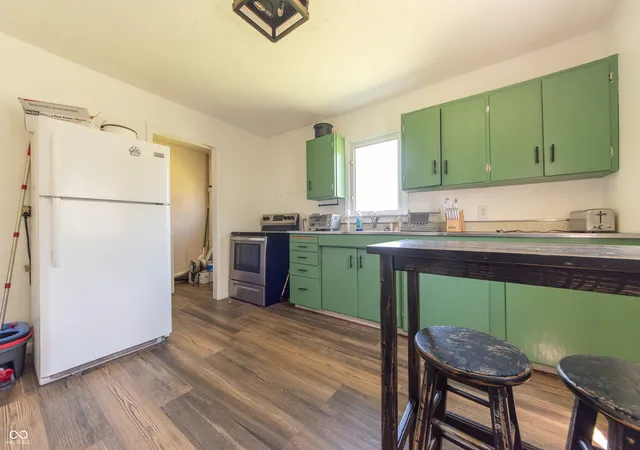 5th image of 443 Cleveland St, Columbus, IN 47201 | MLS# 22105309