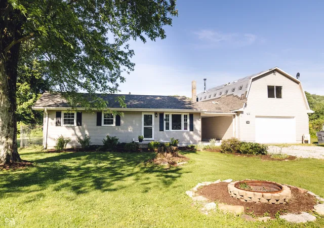3rd image of 5880 Mason Ct, Martinsville, IN 46151 | MLS# 22105331