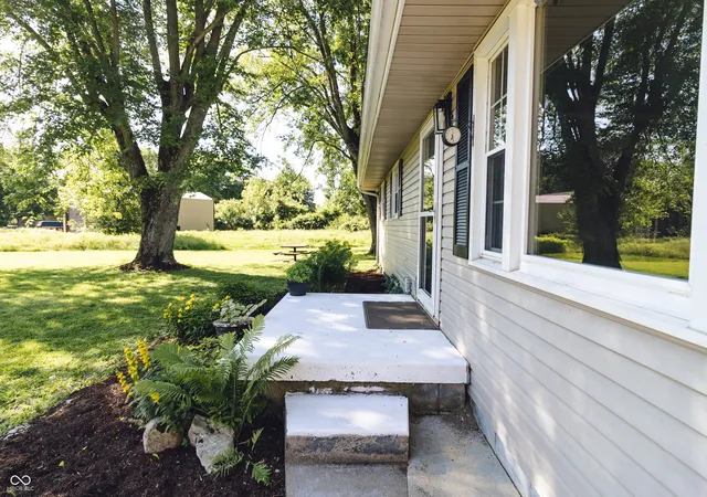 4th image of 5880 Mason Ct, Martinsville, IN 46151 | MLS# 22105331