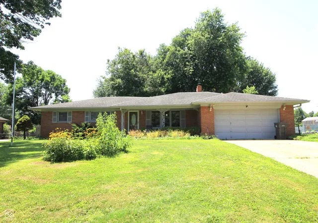 Photo 1 of Single family home for sale at 801 Reda Rd, Indianapolis, IN 46227 | MLS# 22105347 | Listing updated on 2026-09-12