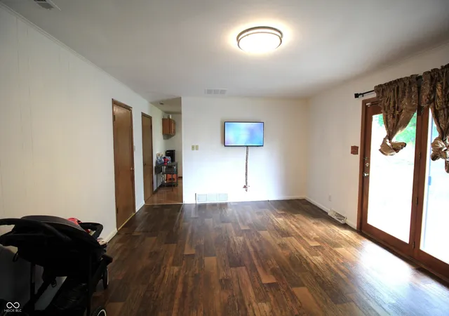 Photo 2 of Single family home for sale at 801 Reda Rd, Indianapolis, IN 46227 | MLS# 22105347 | Listing updated on 2026-09-12