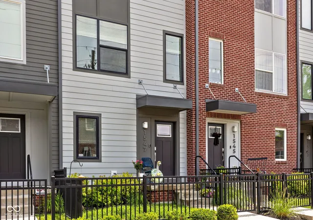 4th image of 1547 Yandes St, Indianapolis, IN 46202 | MLS# 22105400