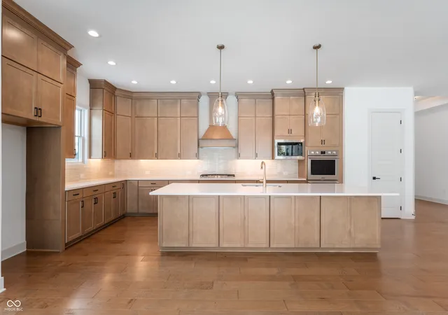 Photo 3 of Single family home for sale at 19632 Chatsworth Blvd, Westfield, IN 46074 | MLS# 22105404 | Listing updated on 2026-09-30