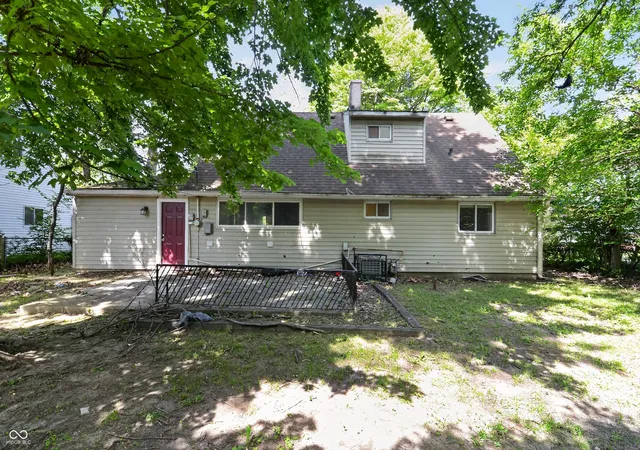 3rd image of 4029 Barnor Dr, Indianapolis, IN 46226 | MLS# 22105415