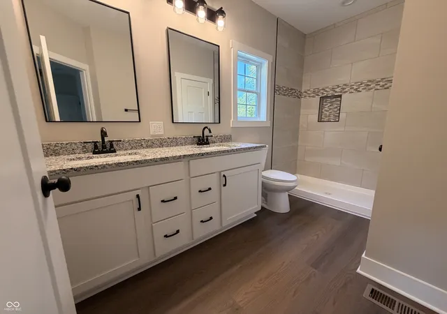 Photo 4 of Sale Pending at 352 Jefferson Valley, Coatesville, IN 46121 | MLS# 22105417 | Listing updated on 2026-09-02